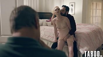 Redă Sanii ei mici sunt hot si infierbantati dar adora mult sa fie fututa cand sta pe el