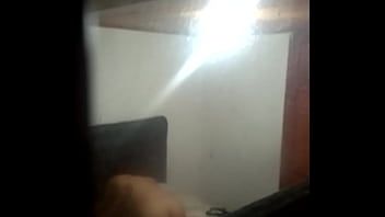 Jouer Elle fait aussi du deep xxx mais elle s'étouffe un peu
