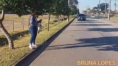 تشغيل امرأة سمراء ناقتي برونا لوبيز والديك الأسود في لقاء الهواة الحقيقي