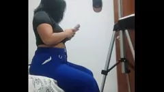 Redă Sizzling Hot Milf Sara - Singur acasă cu Steaunt