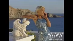 Riproduci Retro Monika Benz prende un viso in Hardcore Outdoor Encounter