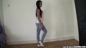 Play Xnxx movies on youtube with a teenager who wants to become a xnxx star