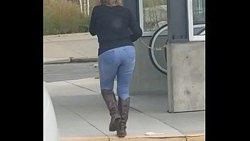 Redă Soacra mea face sex ca o nesexy pana nu mai poate