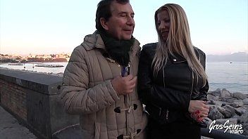 Redă Matura lara in franta face sex cu doi barbati